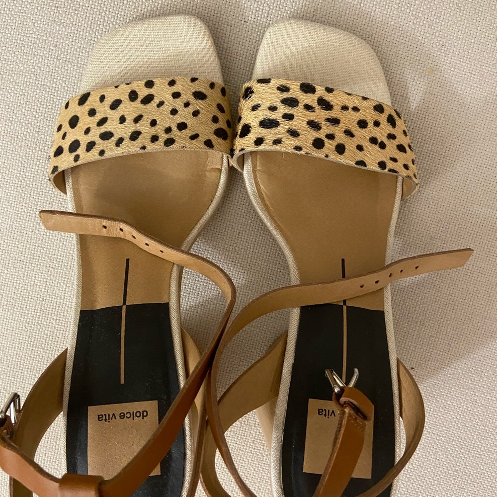 Heels - Picture 2 of 4